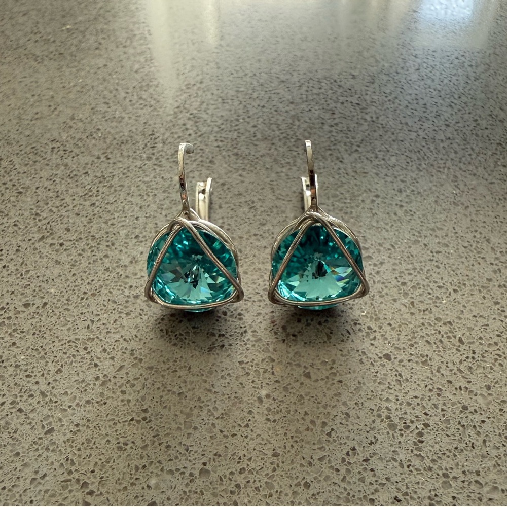 Elegant Silver and Blue Murano Glass Earrings - Picture 4 of 4